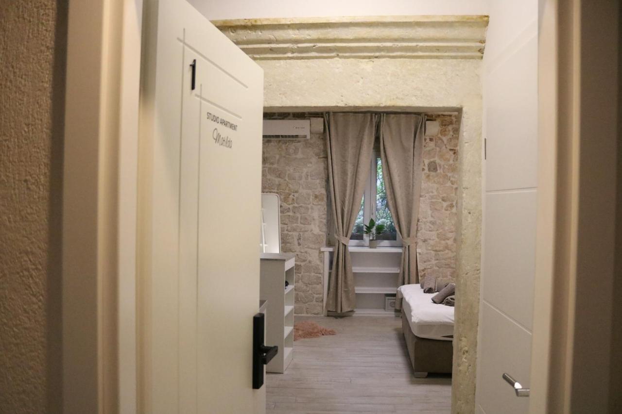 Studios Kadena Trogir - 18Th Century Stone House ภายนอก รูปภาพ