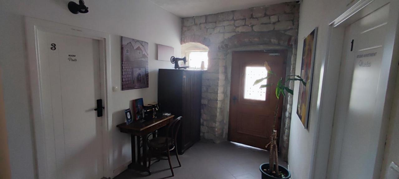 Studios Kadena Trogir - 18Th Century Stone House ภายนอก รูปภาพ